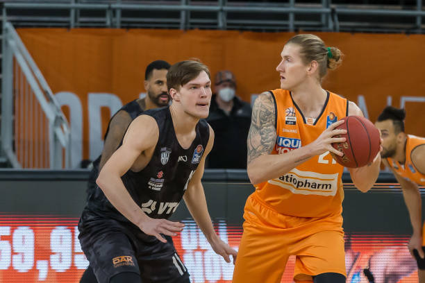 体现了米兰 体现了米兰