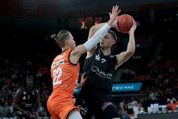 成为比赛中 成为比赛中